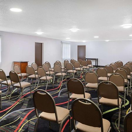 Super 8 By Wyndham Pensacola Ξενοδοχείο Ferry Pass Εξωτερικό φωτογραφία