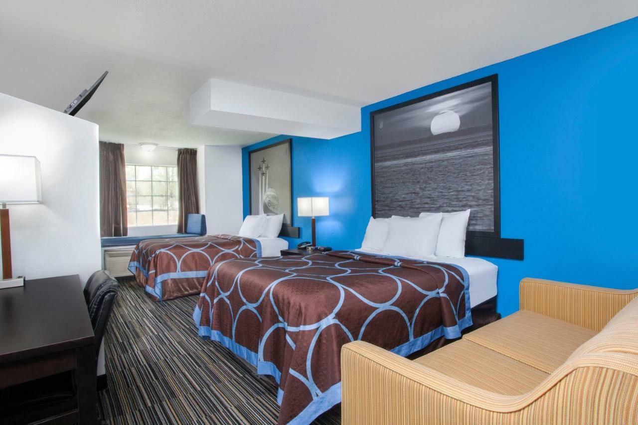 Super 8 By Wyndham Pensacola Ξενοδοχείο Ferry Pass Εξωτερικό φωτογραφία